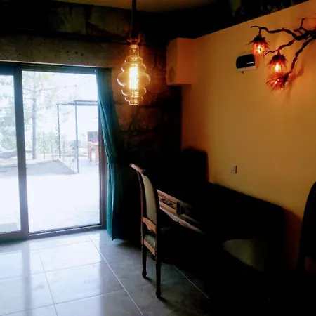Apartment Assos Sivrice Deveboyun